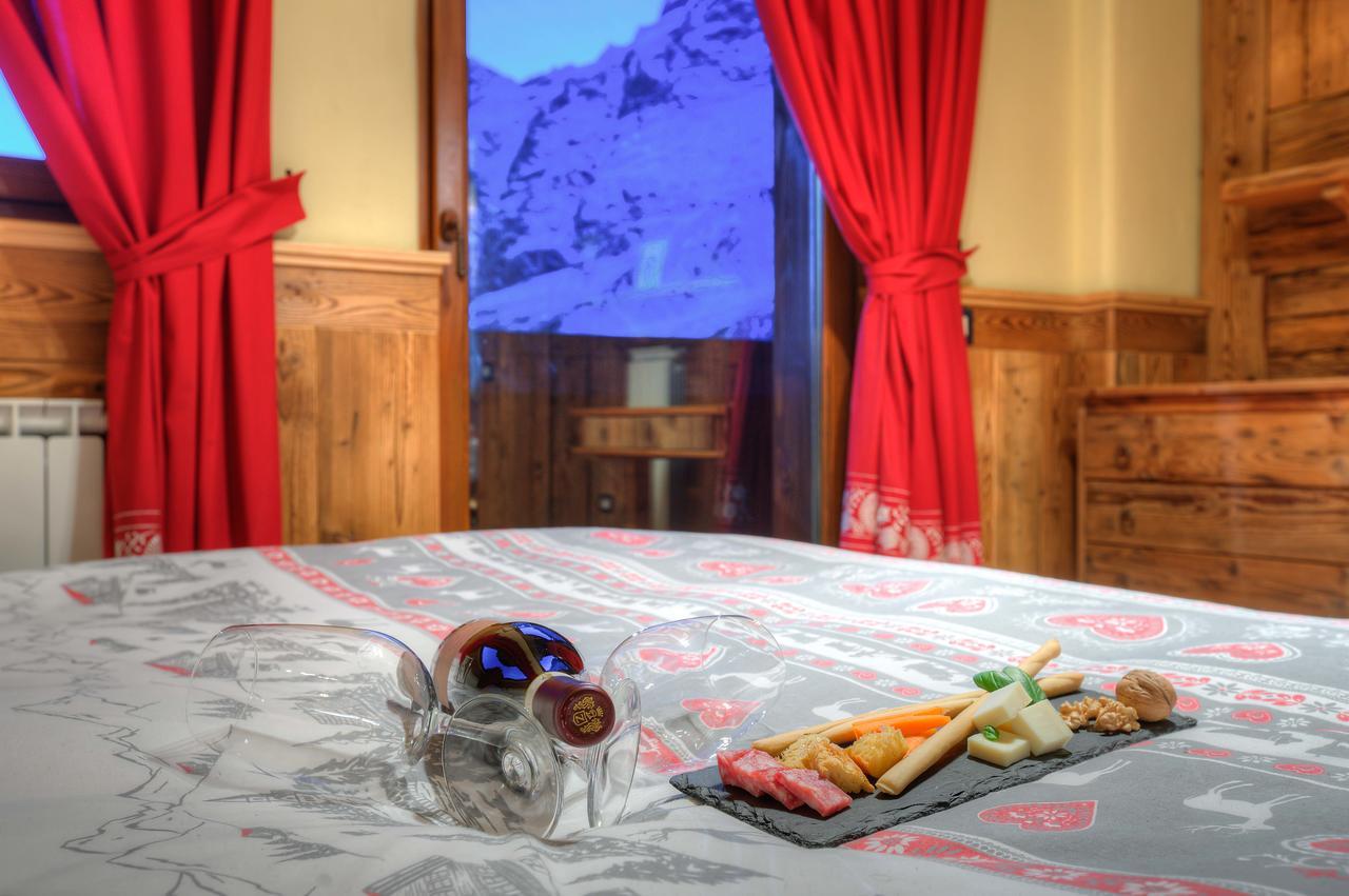 Hotel Meuble Mon Reve Бройл-Червиня Екстериор снимка
